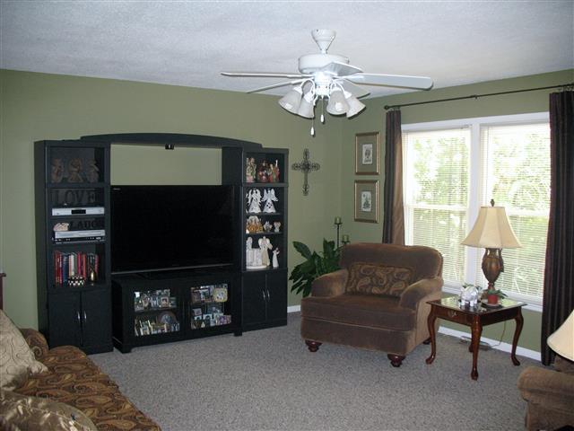 215 Valley View Road Dover, TN 37058 - Photo 6 of 19 Another view of Living Room