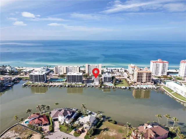 $12,000,000 | 10540 Gulf Shore Drive, Naples, FL 34108
