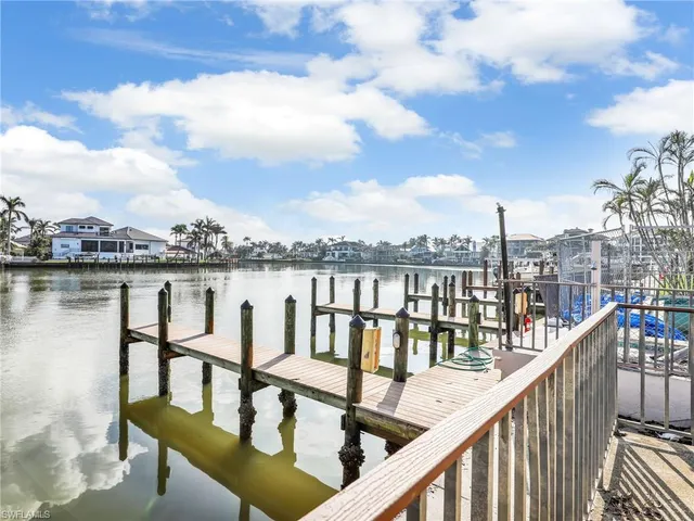 $12,000,000 | 10540 Gulf Shore Drive, Naples, FL 34108