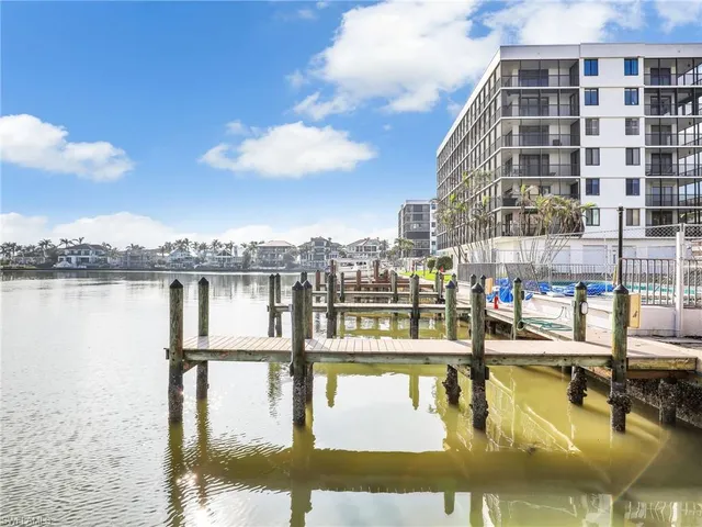 $12,000,000 | 10540 Gulf Shore Drive, Naples, FL 34108