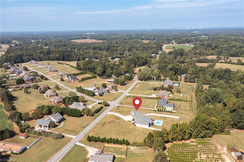 5484 Friendship Ledford Road Winston-Salem, NC 27107 - Photo 38 of 40