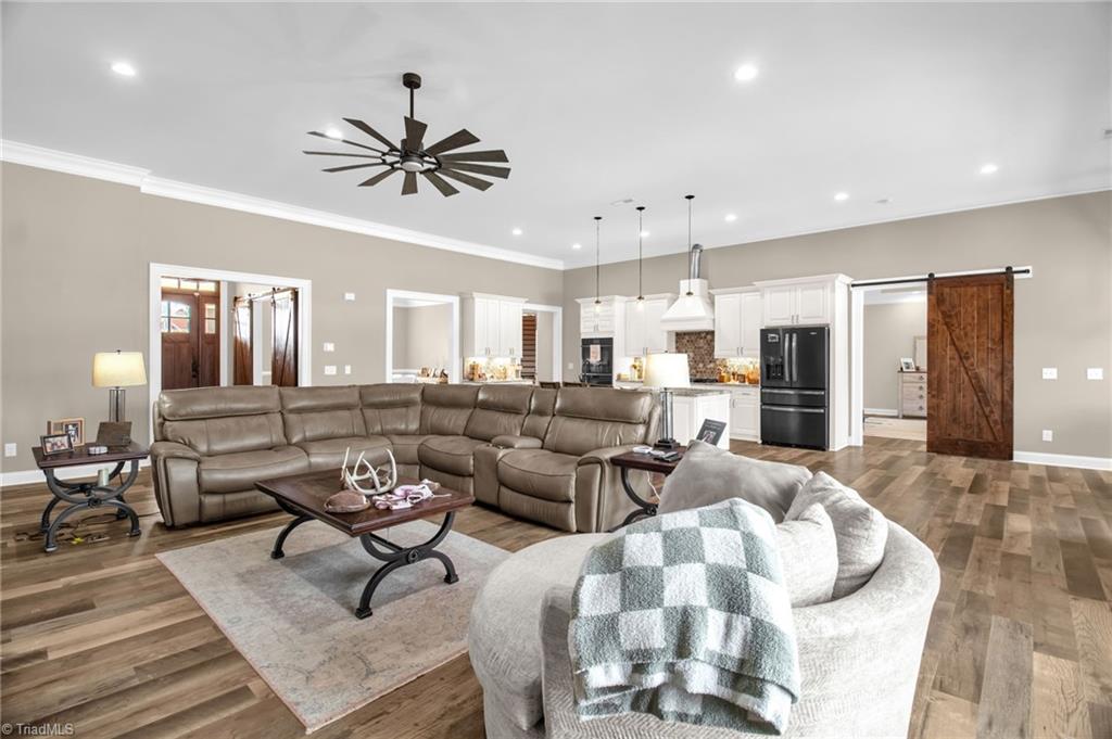 5484 Friendship Ledford Road Winston-Salem, NC 27107 - Photo 4 of 40