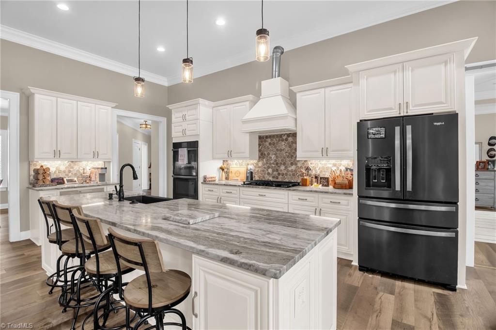 5484 Friendship Ledford Road Winston-Salem, NC 27107 - Photo 9 of 40