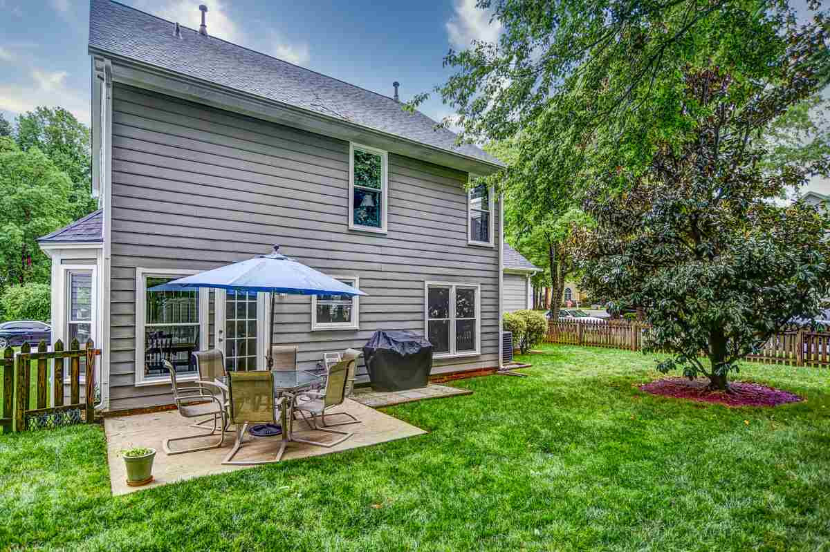 5228 Blakeley Lane Raleigh, NC 27613 - Photo 3 of 26 Photo 3