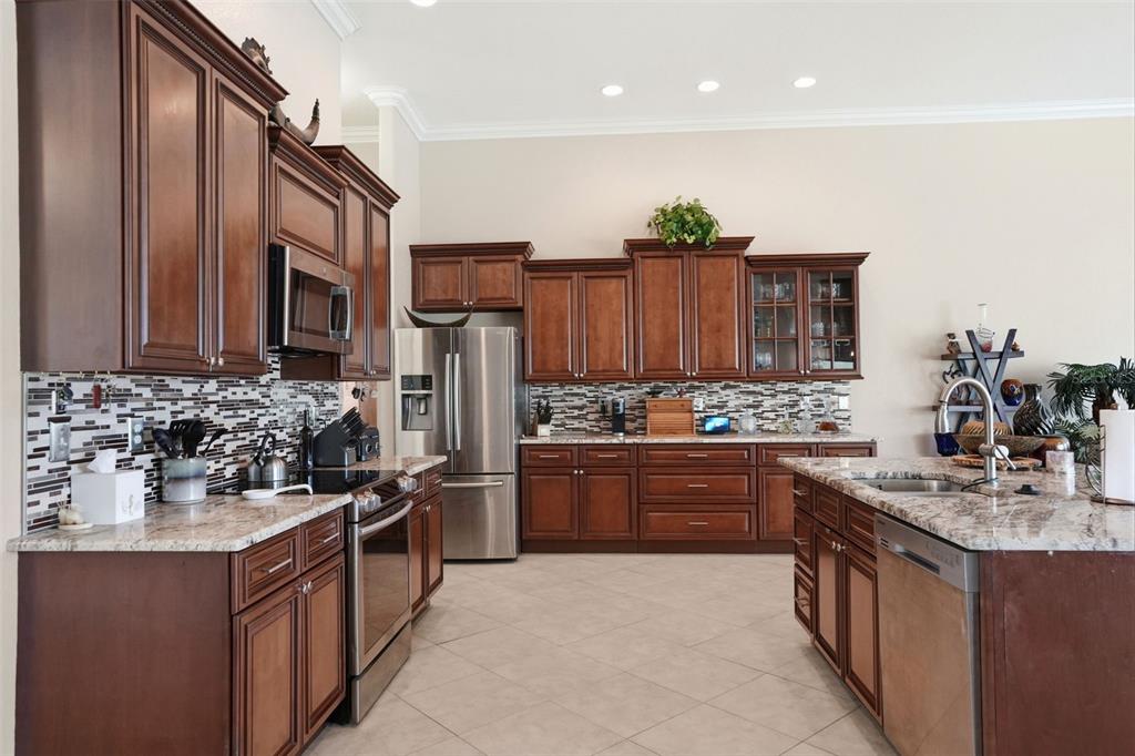 9203 Lake Cypress Loop Weeki Wachee, FL 34613 - Photo 20 of 78