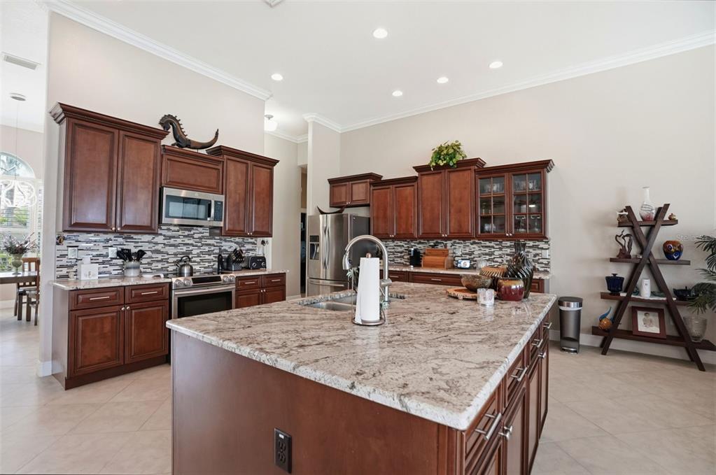 9203 Lake Cypress Loop Weeki Wachee, FL 34613 - Photo 21 of 78