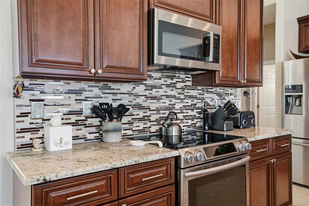 9203 Lake Cypress Loop Weeki Wachee, FL 34613 - Photo 25 of 78
