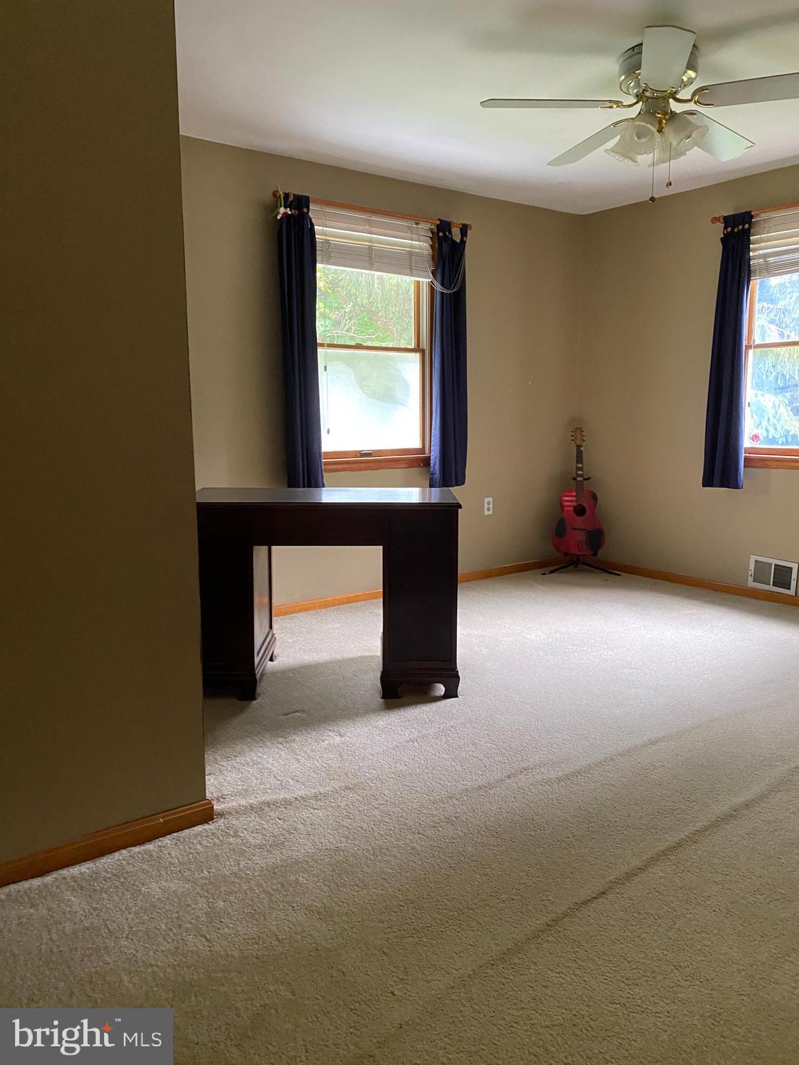 1099 Hollow Road Delta, PA 17314 - Photo 14 of 43 Gallery Image 14