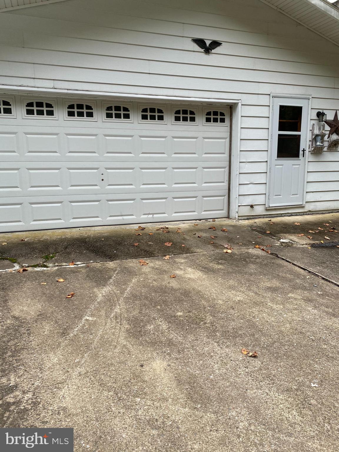 1099 Hollow Road Delta, PA 17314 - Photo 34 of 43 Gallery Image 34