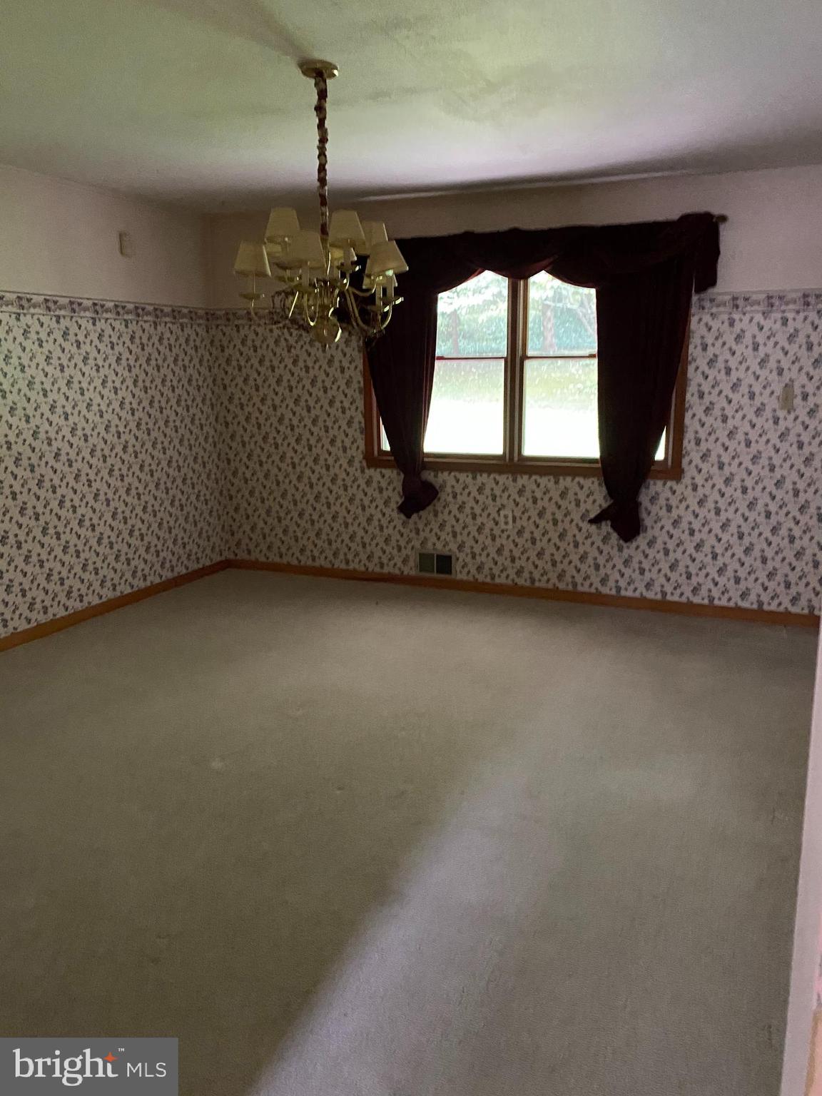 1099 Hollow Road Delta, PA 17314 - Photo 10 of 43 Gallery Image 10