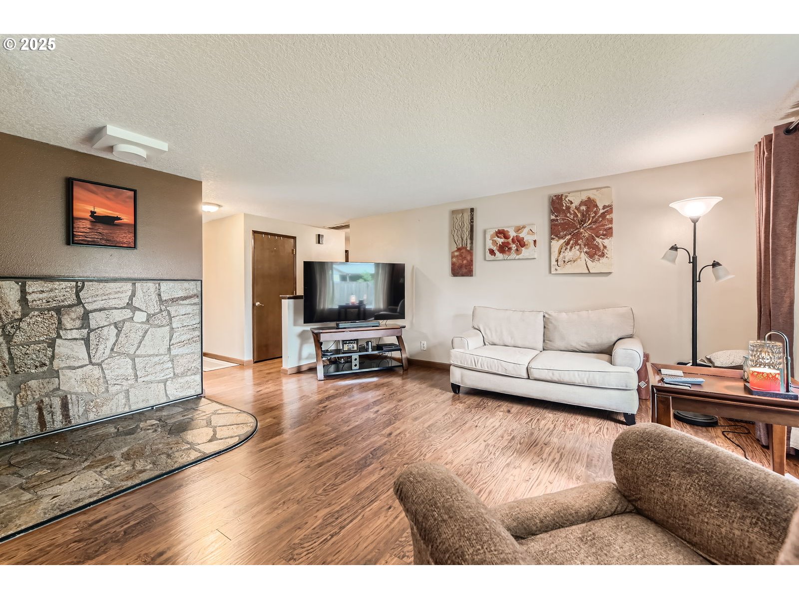 617 Northwest Fariss Road Gresham, OR 97030 - Photo 7 of 28