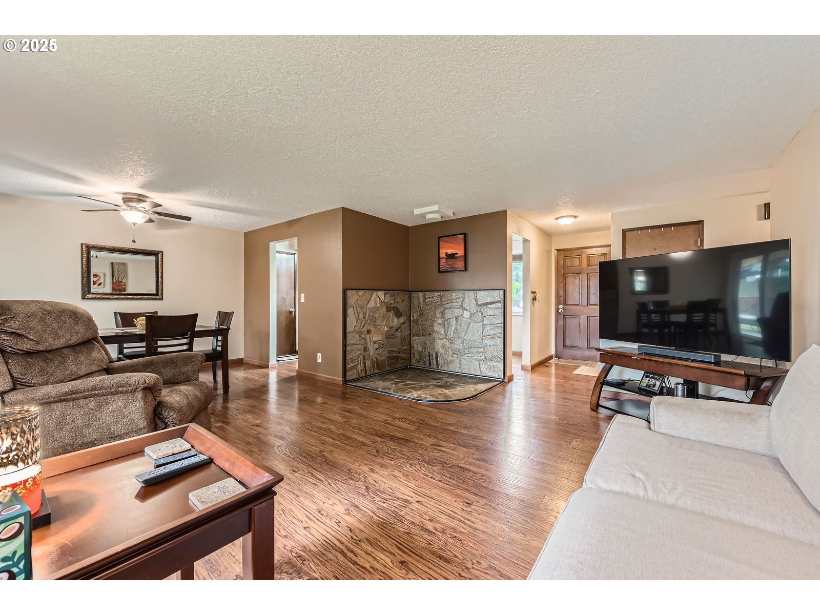 617 Northwest Fariss Road Gresham, OR 97030 - Photo 8 of 28