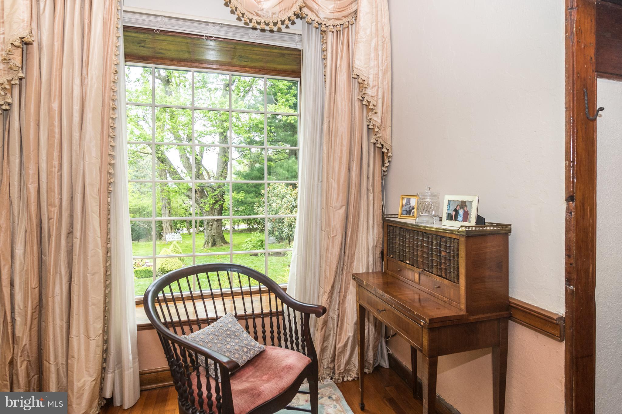 306 Stout Road Ambler, PA 19002 - Photo 12 of 32