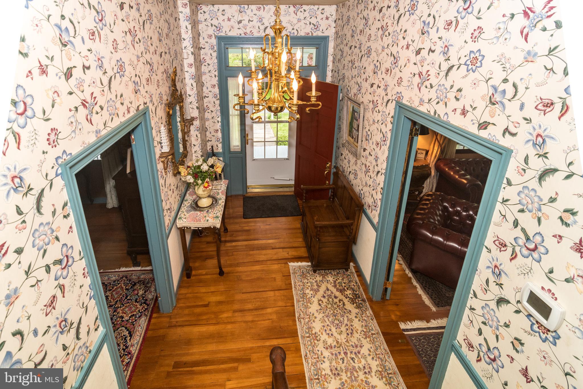 306 Stout Road Ambler, PA 19002 - Photo 8 of 32