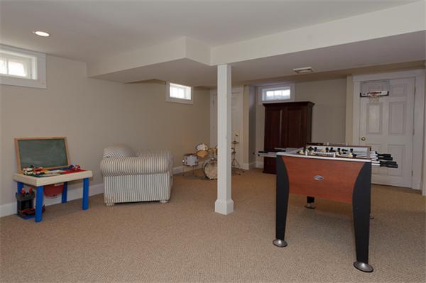 11 Stoddard Road Hingham, MA 02043 - Photo 20 of 22 Gallery Image 20