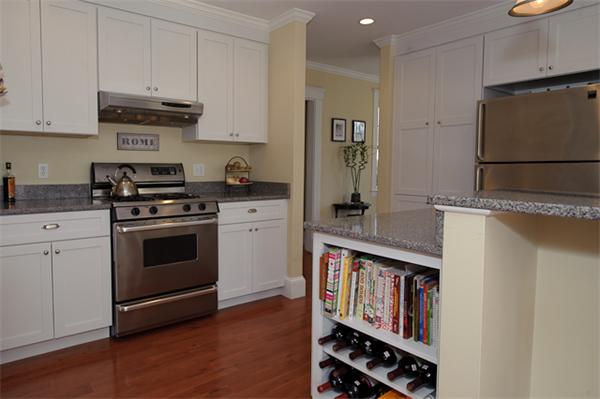 11 Stoddard Road Hingham, MA 02043 - Photo 5 of 22 Gallery Image 5