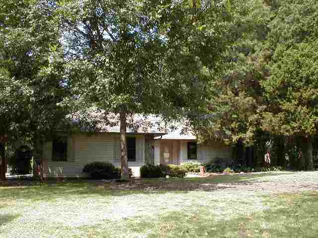 119 Windjammer Way Anderson, SC 29626 - Photo 1 of 9 Gallery Image 1