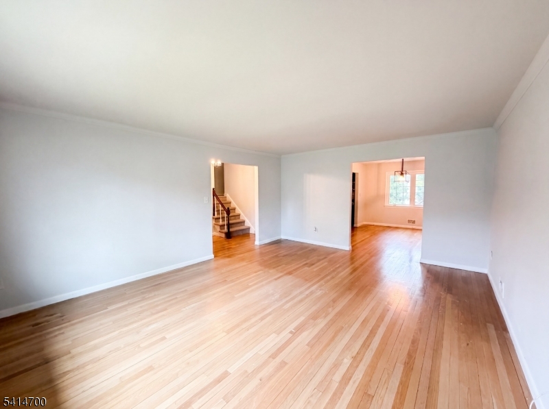 78 Parkside Road Plainfield, NJ 07060 - Photo 3 of 18