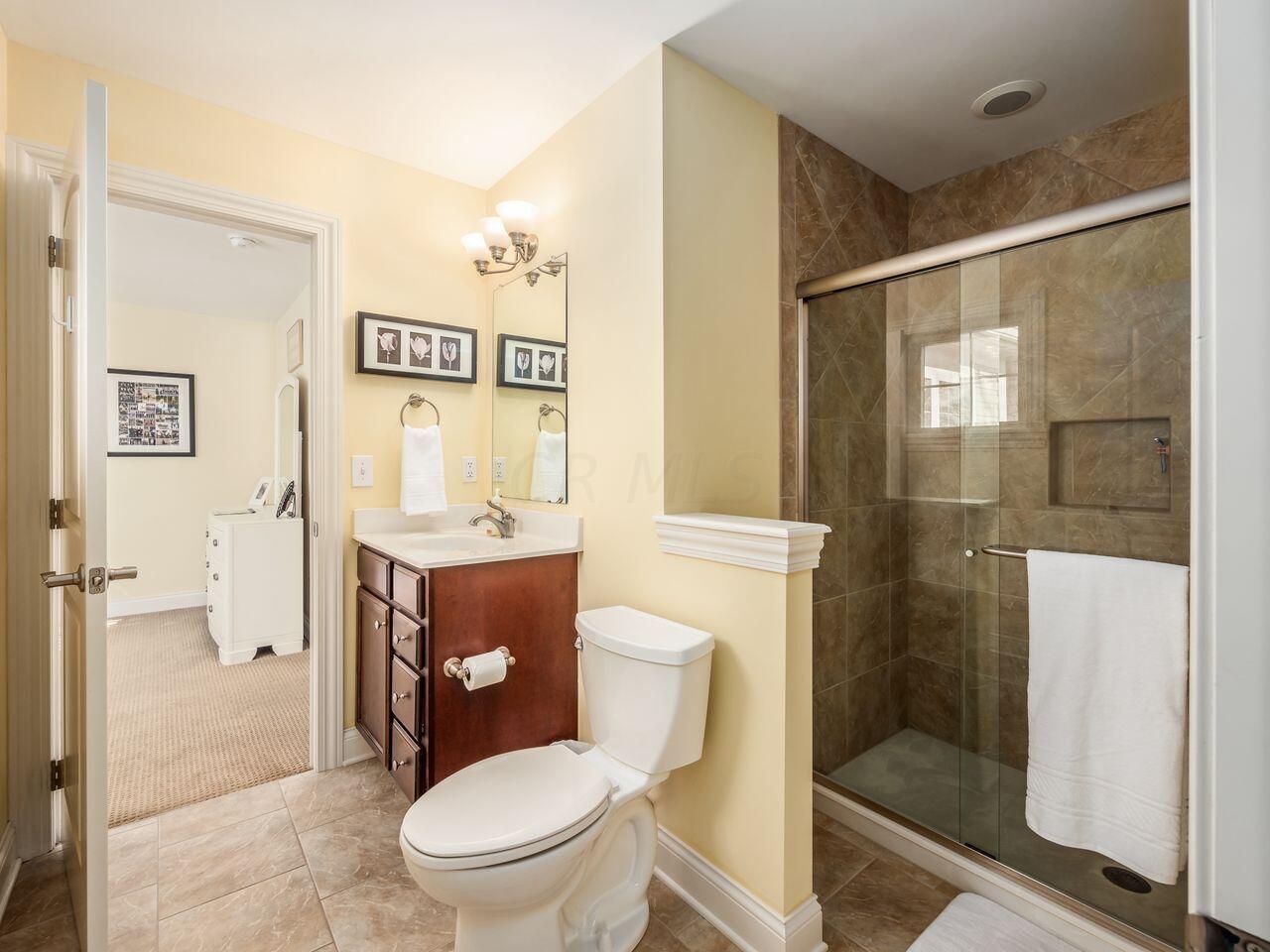 2079 Guilford Road Columbus, OH 43221 - Photo 43 of 81 Bath 2
