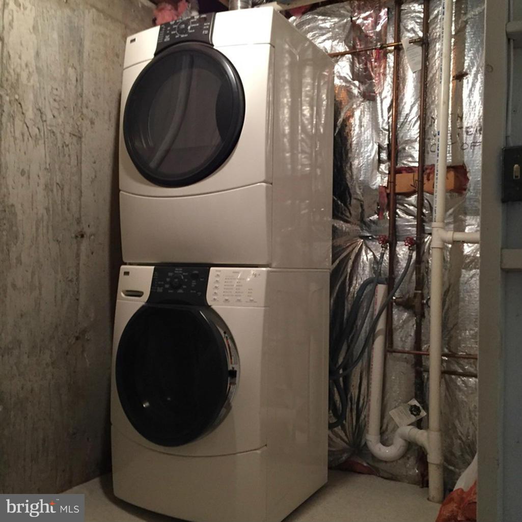 1943 Belmont Ridge Court Reston, VA 20191 - Photo 25 of 26 a close up view of a washer and dryer