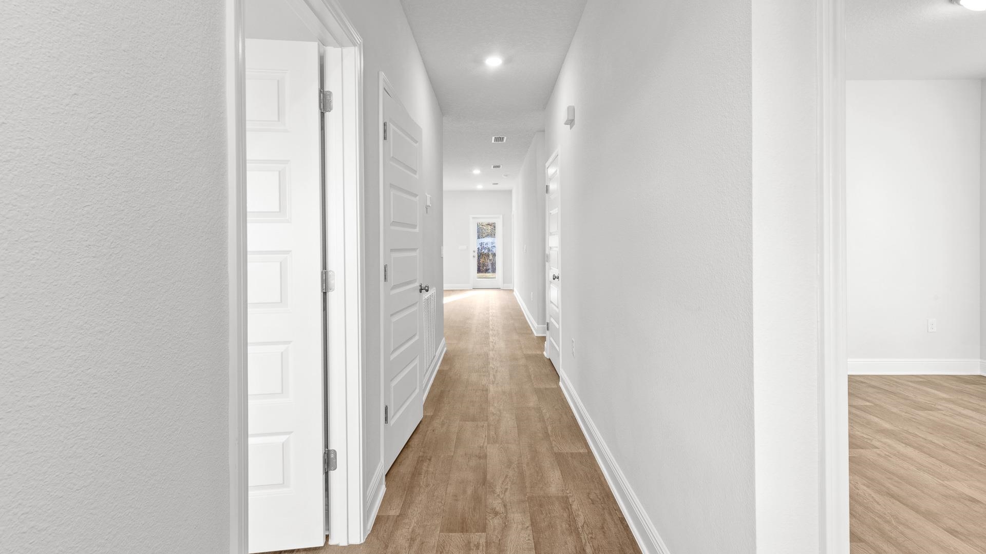 16799 Rocher Court Foley, AL 36535 - Photo 2 of 28 Hallway