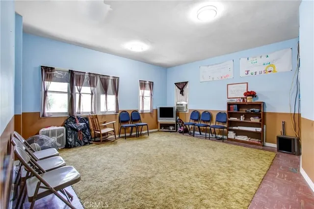 $4,999,999 | 724 South Glenoaks Boulevard, Burbank, CA 91501