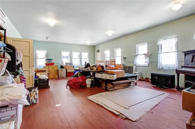 $4,999,999 | 724 South Glenoaks Boulevard, Burbank, CA 91501