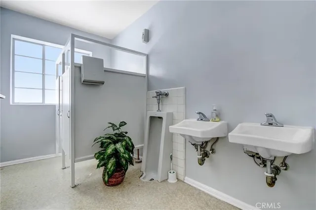 $4,999,999 | 724 South Glenoaks Boulevard, Burbank, CA 91501