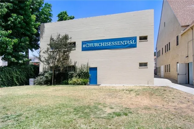 $4,999,999 | 724 South Glenoaks Boulevard, Burbank, CA 91501