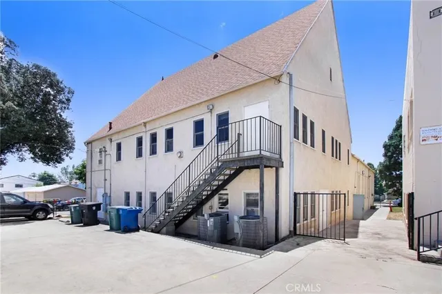 $4,999,999 | 724 South Glenoaks Boulevard, Burbank, CA 91501