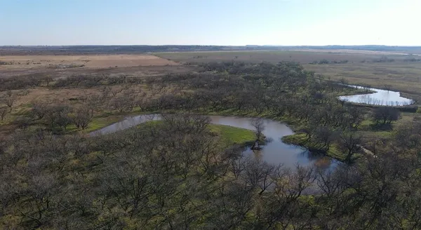 $250,000 | 5160 Fm 2652, Loving, TX 76460