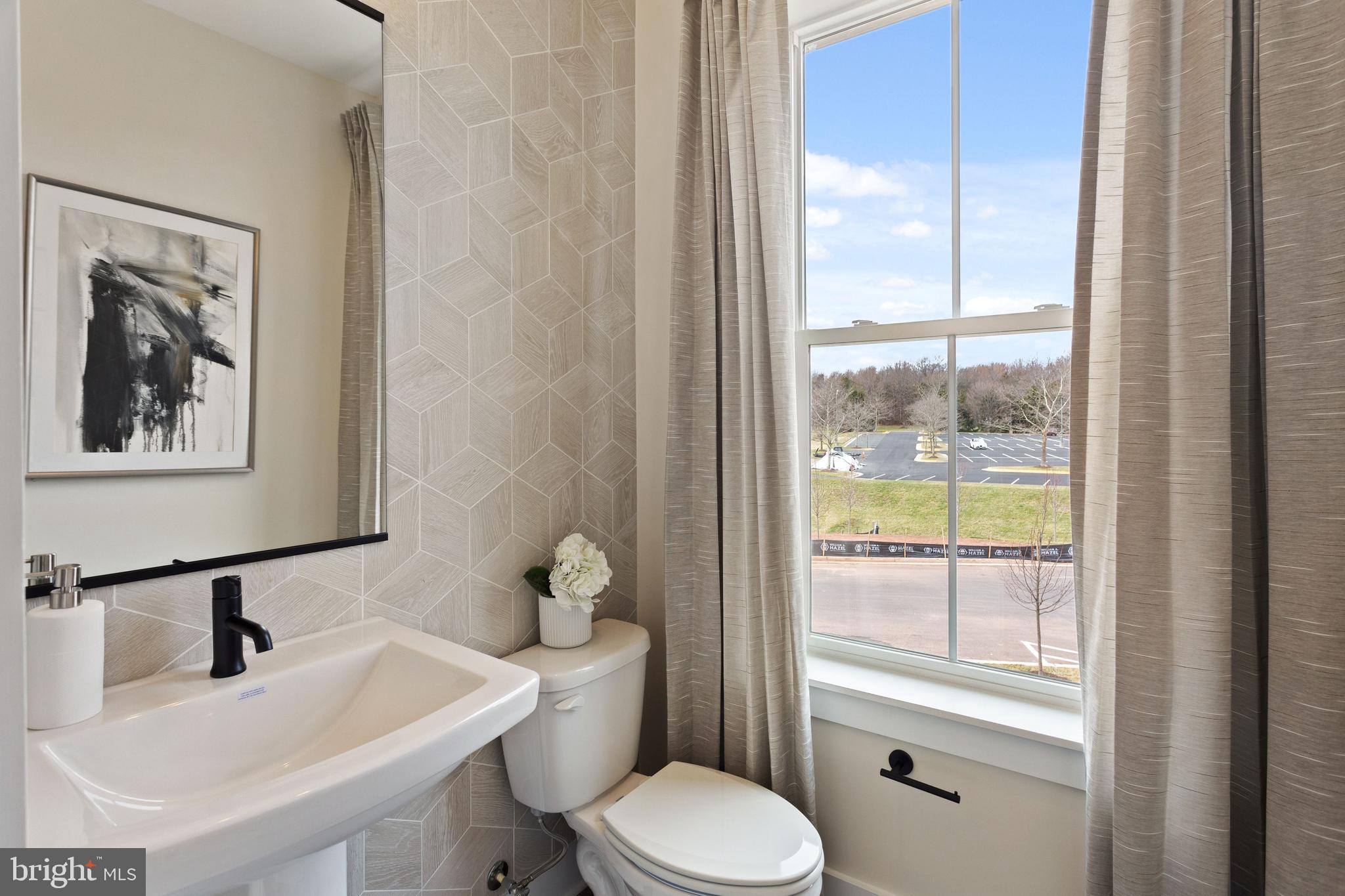 5158 Ridgeview Retreat Drive Chantilly, VA 20151 - Photo 15 of 40