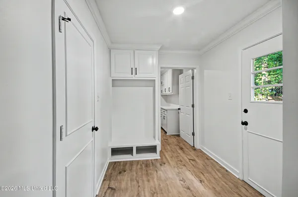 $319,000 | 5366 Balmoral Drive, Jackson, MS 39211