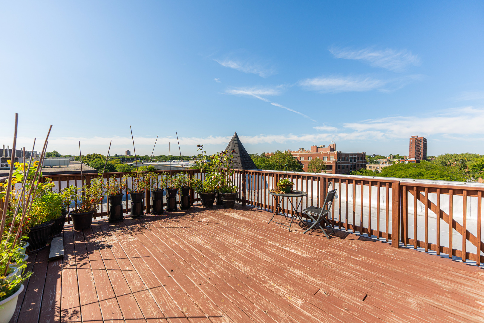 4603 North Racine Avenue, Unit 403 Chicago, IL 60640 - Photo 19 of 21 a view of balcony with yard