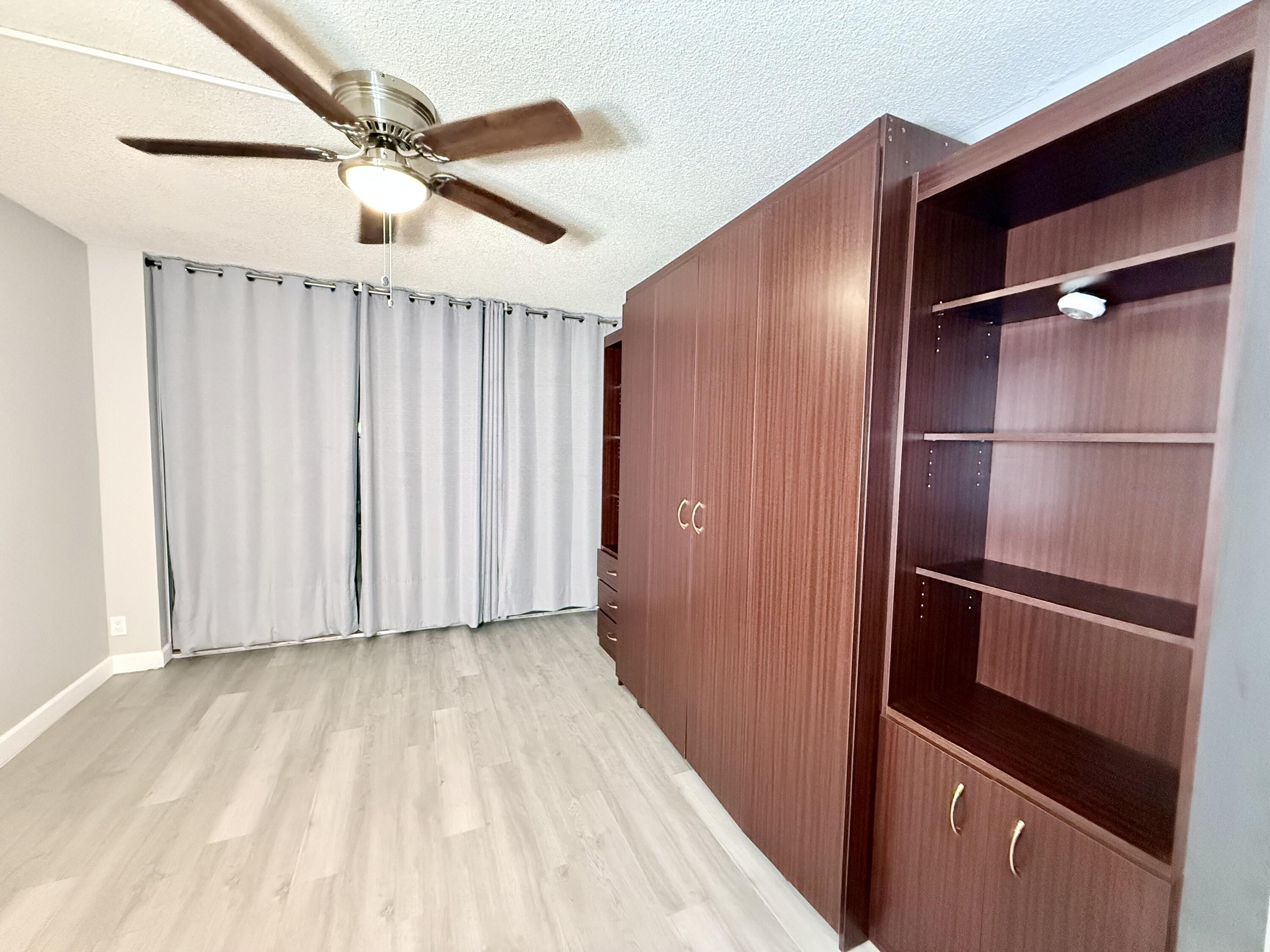4222 Inverrary Boulevard, Unit 4118 Lauderhill, FL 33319 - Photo 7 of 13 IMG_3385