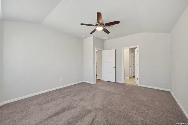 $1,895 | 3063 Mondavi Crest, Selma, TX 78154