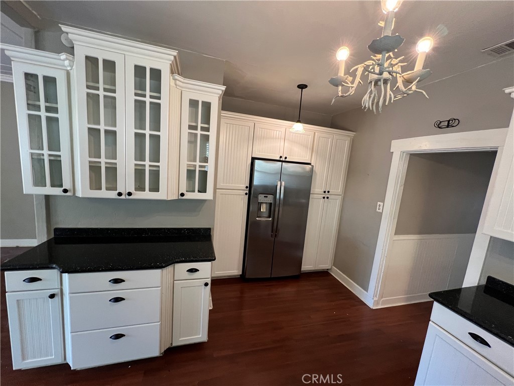 4073 Cedar Street Riverside, CA 92501 - Photo 5 of 14