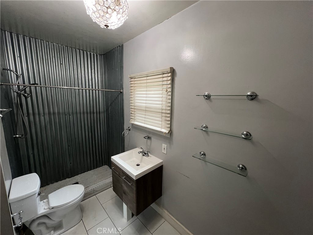 4073 Cedar Street Riverside, CA 92501 - Photo 6 of 14