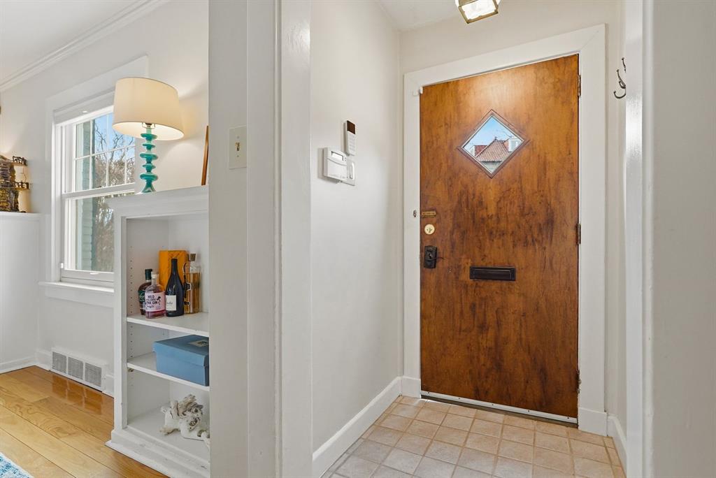 1345 Murdoch Road Pittsburgh, PA 15217 - Photo 3 of 49