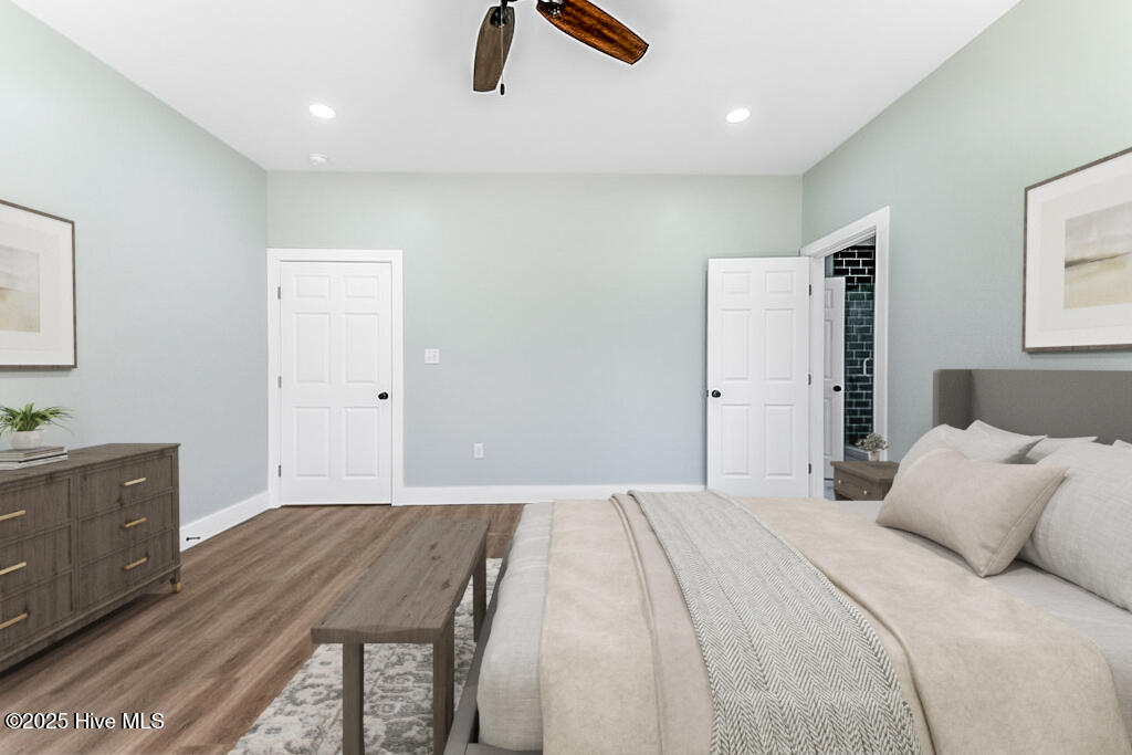 1104 Soundside Road Edenton, NC 27932 - Photo 4 of 58 Spacious bedroom with private access to the covered porch overlooking the green