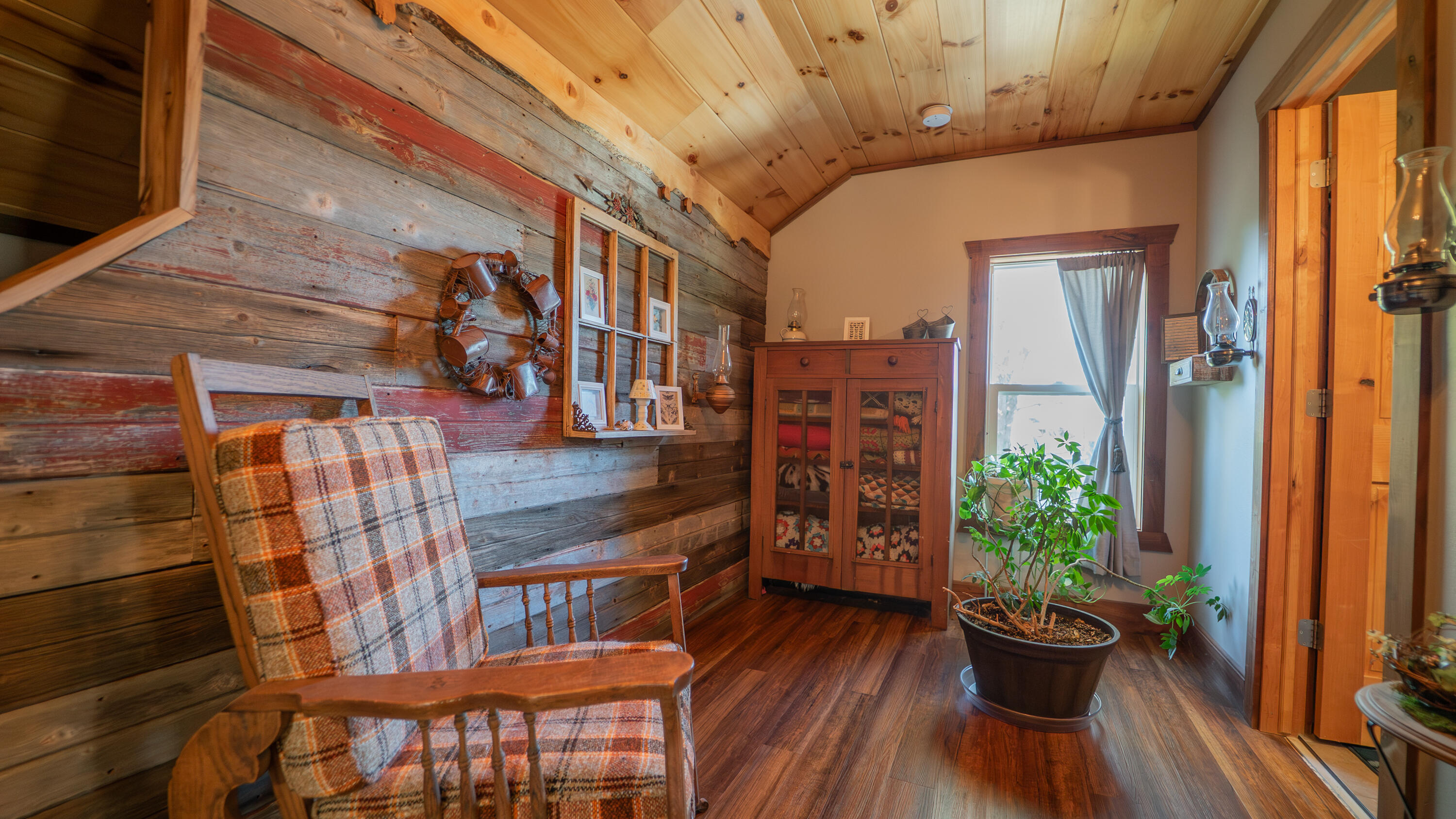 5099 Sage Road Plymouth, IN 46563 - Photo 13 of 35 a view of balcony with a potted plant