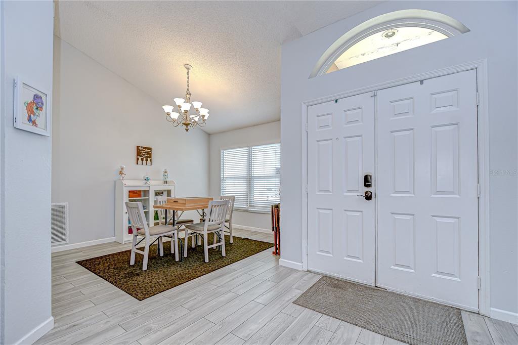 2020 Elk Spring Drive Brandon, FL 33511 - Photo 3 of 27