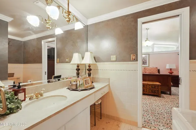 $389,000 | 611 West 2nd Avenue, Wiggins, MS 39577