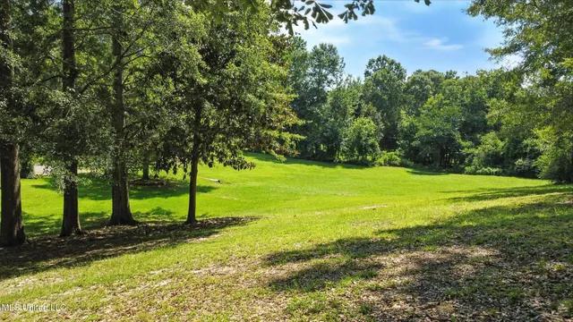 $389,000 | 611 West 2nd Avenue, Wiggins, MS 39577