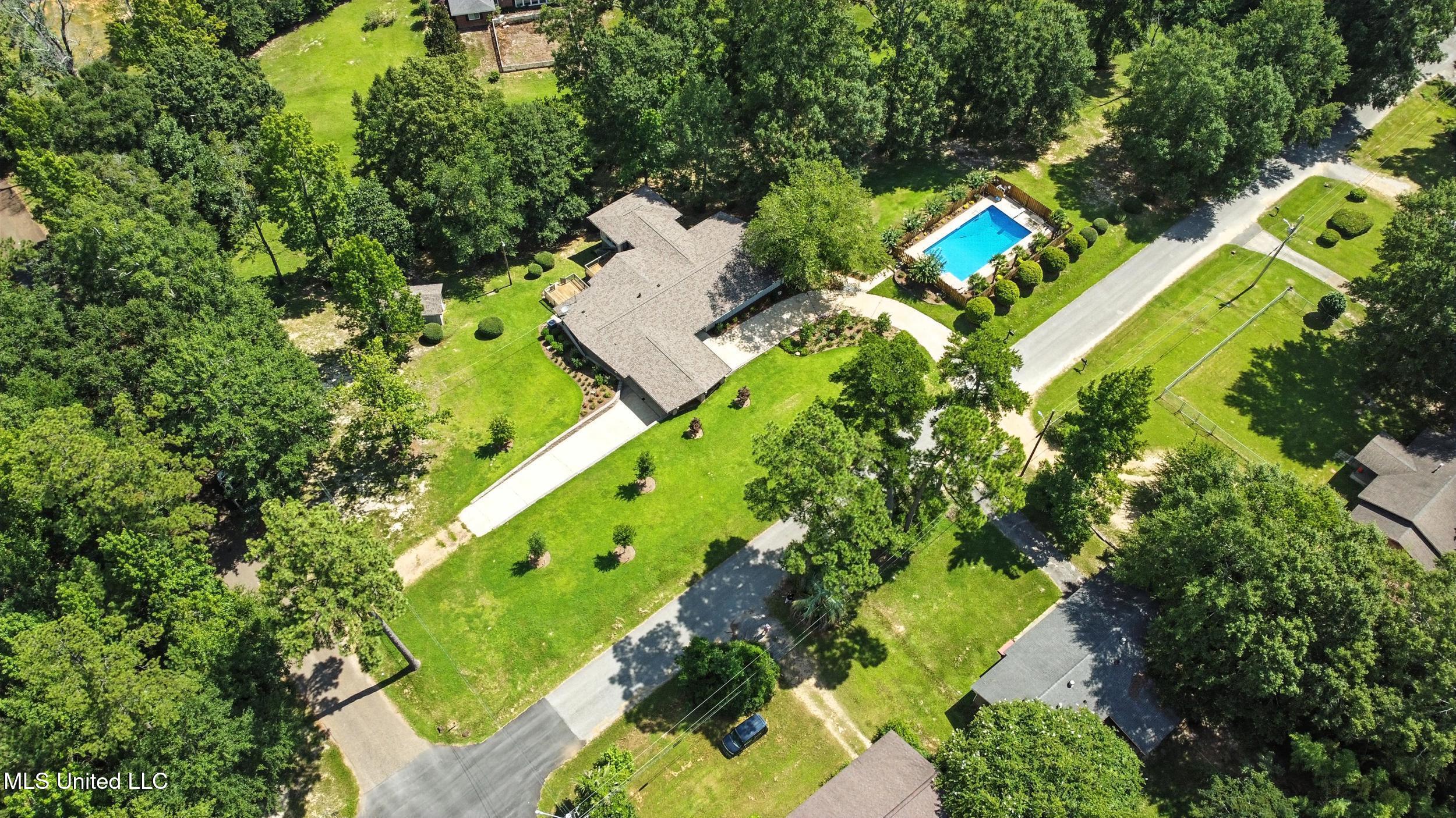 611 West 2nd Avenue Wiggins, MS 39577 - Photo 39 of 40 39_aerial 1