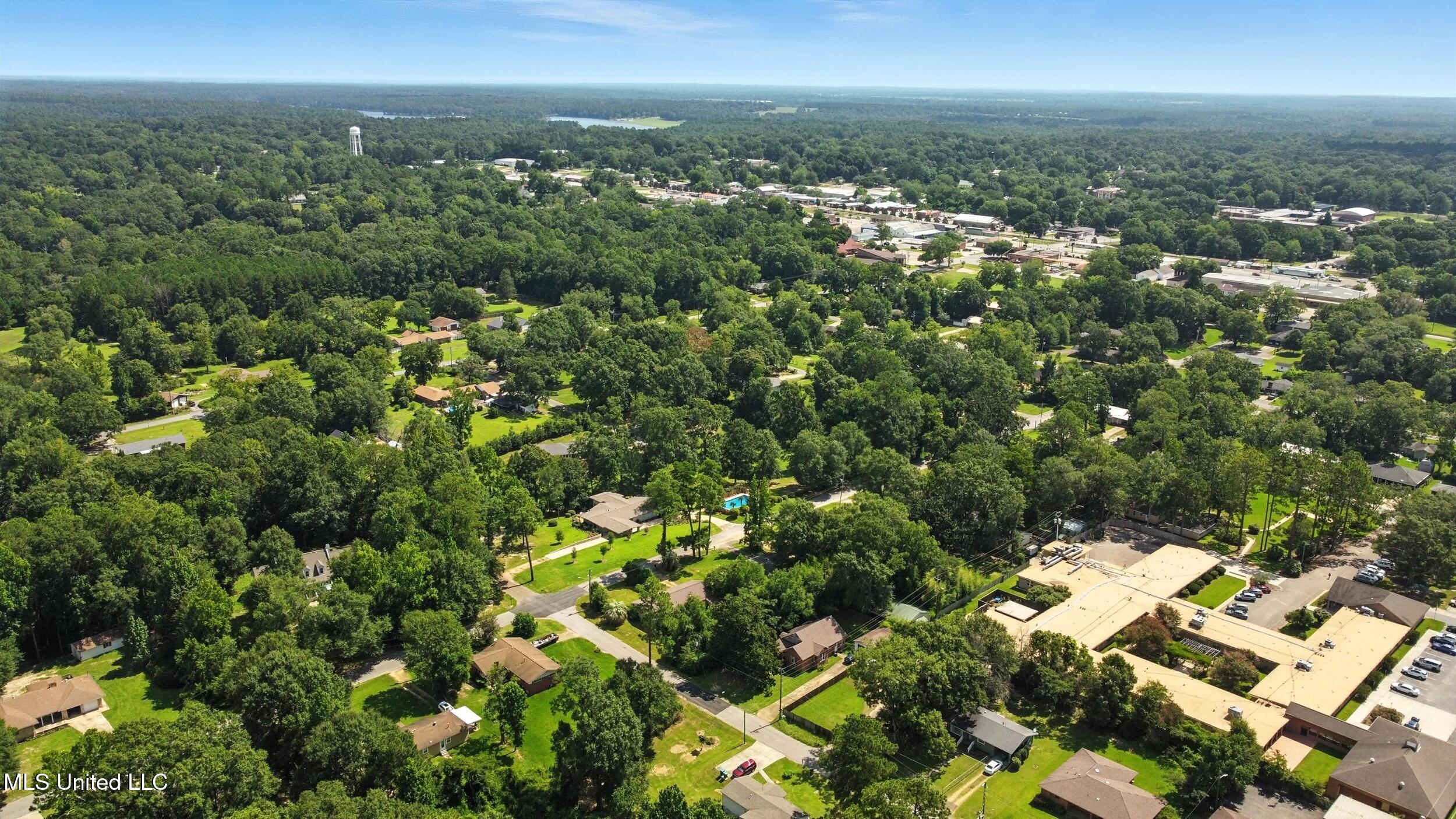 611 West 2nd Avenue Wiggins, MS 39577 - Photo 40 of 40 40_aerial 2