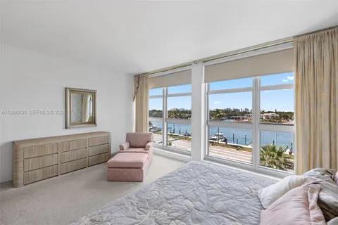 $695,000 | 5055 Collins Avenue, Unit 5M, Miami Beach, FL 33140