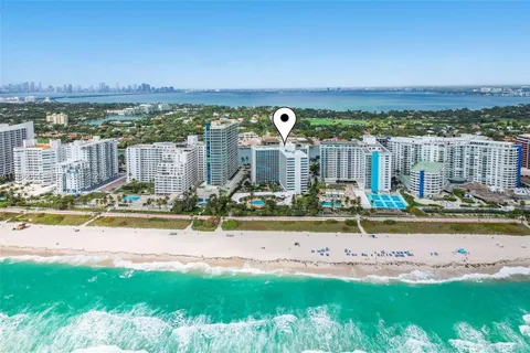 $695,000 | 5055 Collins Avenue, Unit 5M, Miami Beach, FL 33140