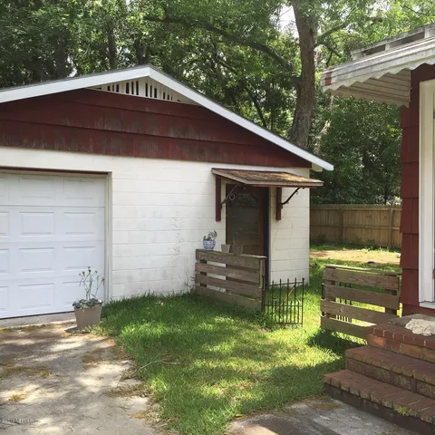 $2,225 | 1337 Menna Street, Jacksonville, FL 32205