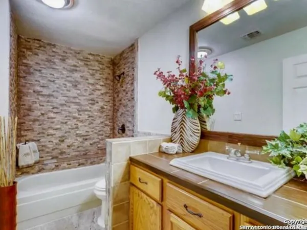 $1,300 | 11843 Braesview, Unit 309C, San Antonio, TX 78231
